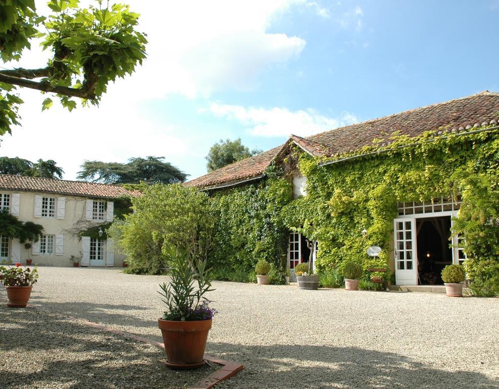 Bed and Breakfast Domaine De Bassibe Ségos Exterior foto